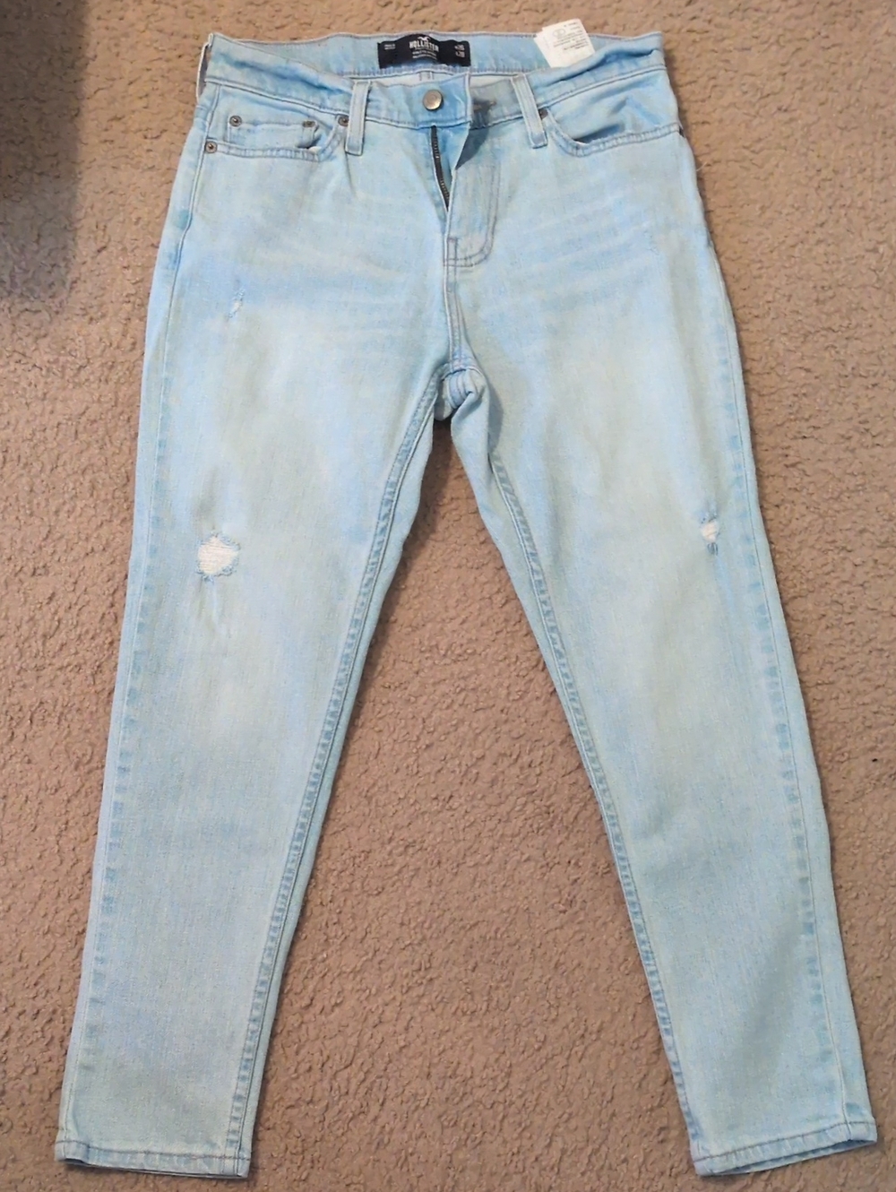 Hollister Athletic Skinny Epic Flex Jeans in Light Wash